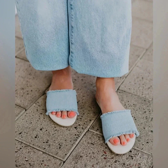 Blue Jean Baby slides - Picture 3 of 6